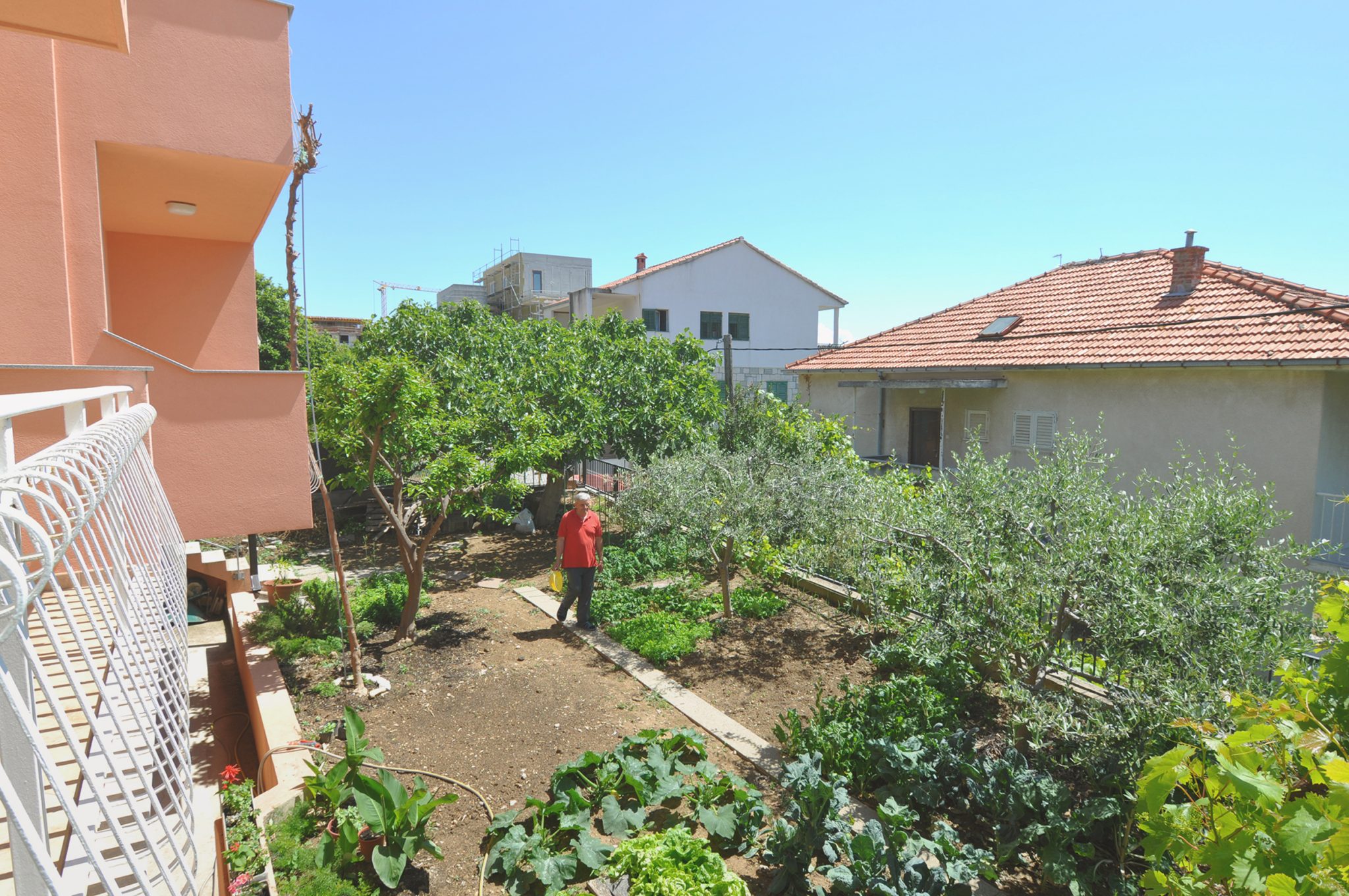 apartment split terrace view 1
