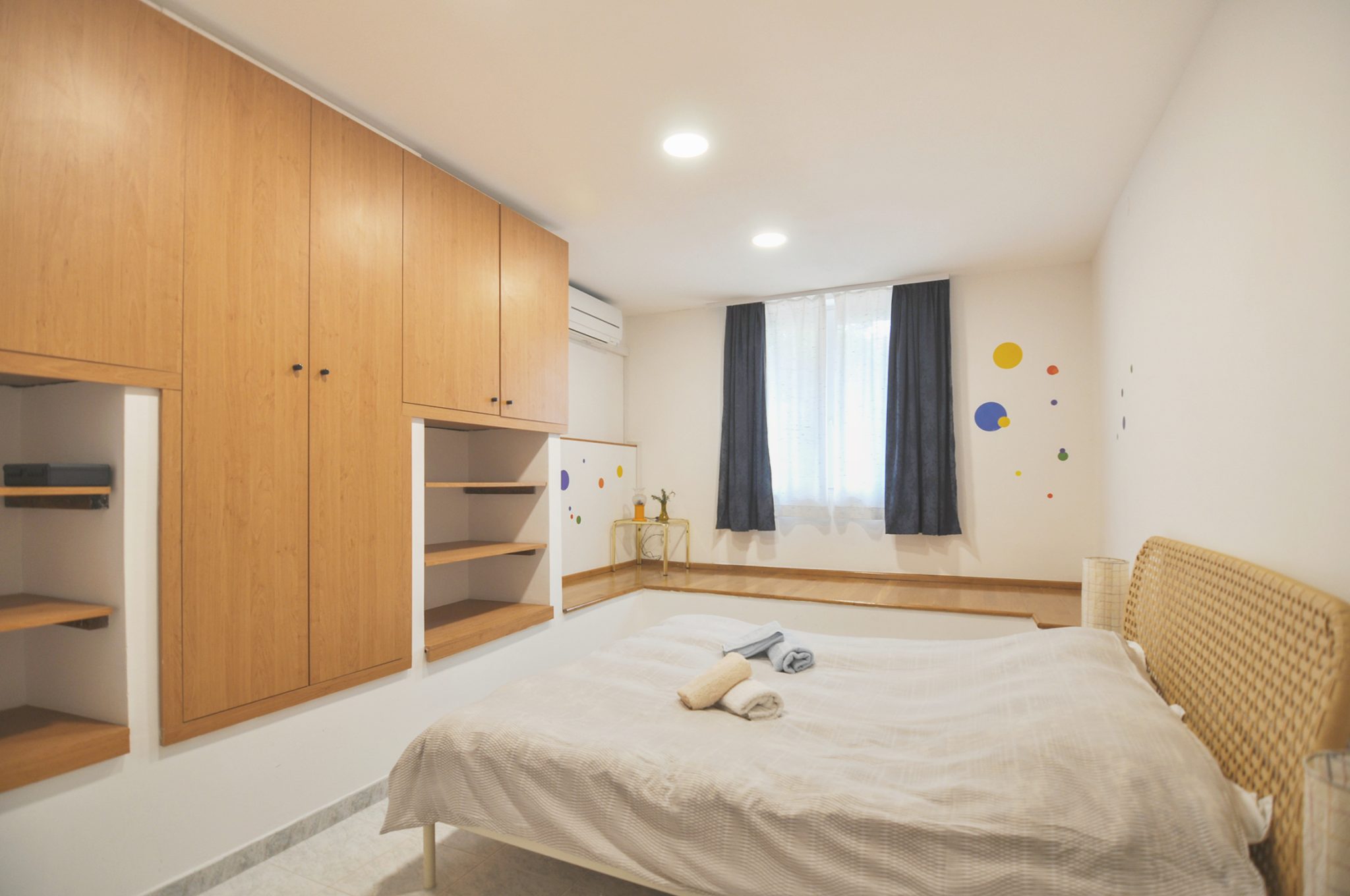 bedroom-1 apartment split